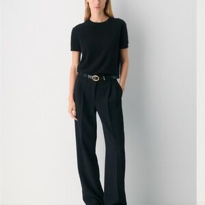 Aritzia Black Effortless Pant™ Lo-Rise - Crepette